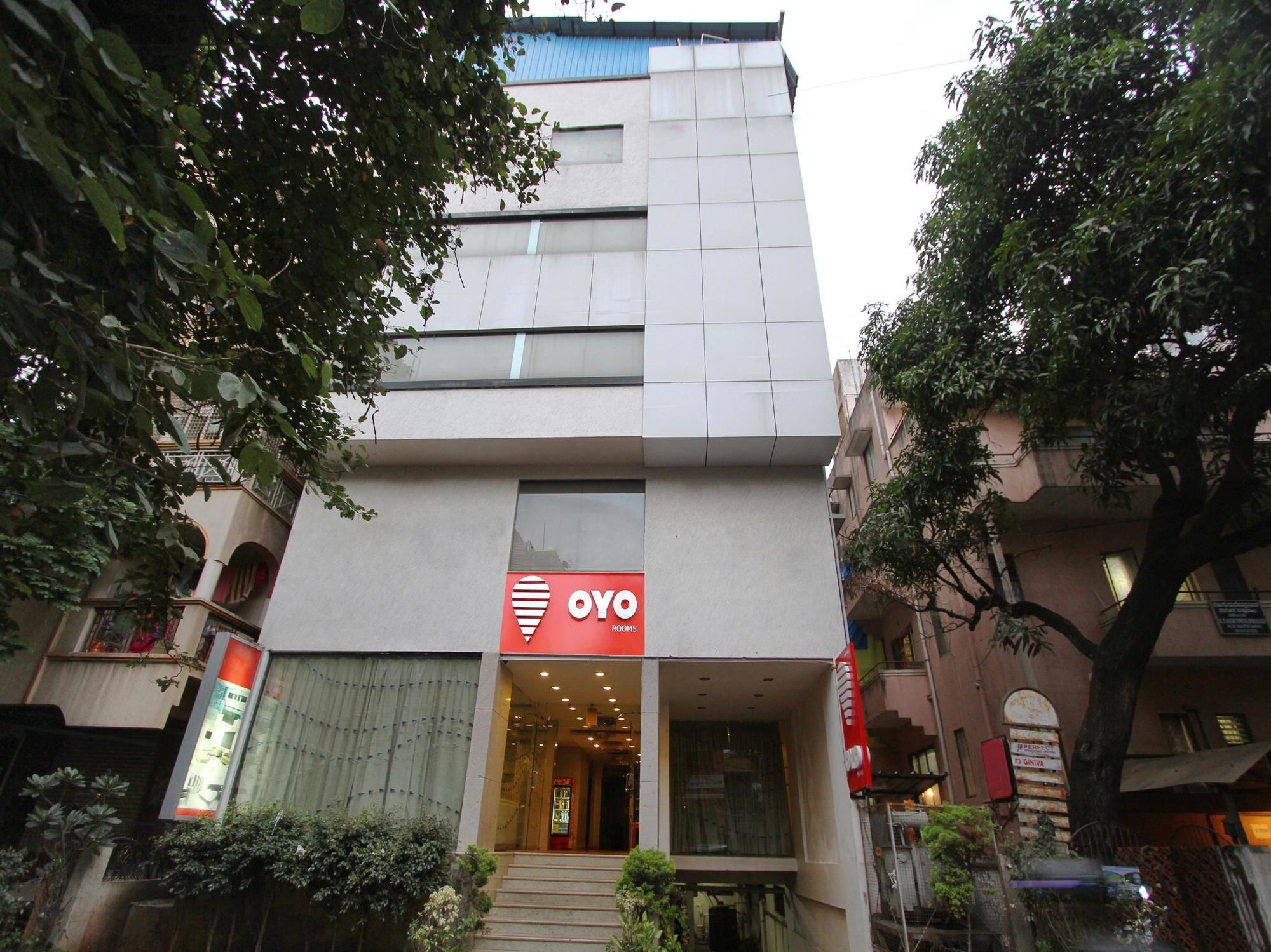 Oyo 435 Hotel Amshi International Бенґалуру Екстер'єр фото